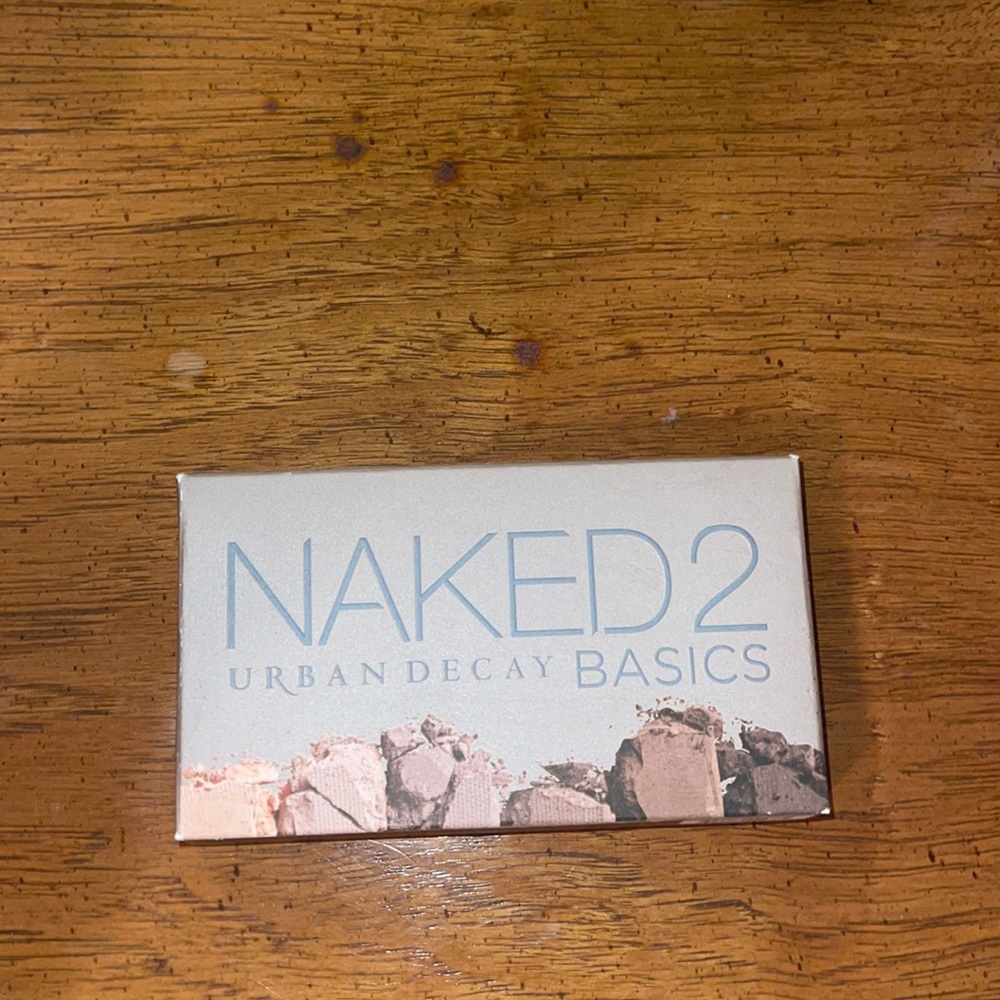 Urban Decay Naked2 Basics palette NWOT
